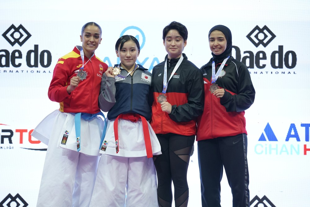 A WORLD JUNIOR KARATE CHAMPIONSHIP MEDAL FOR CANADA Karate Canada